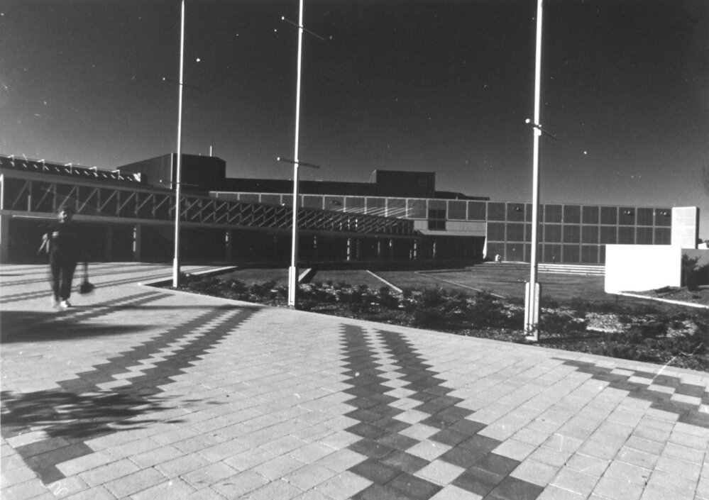 Library and Art Gallery, Orange, NSW | Central West Libraries