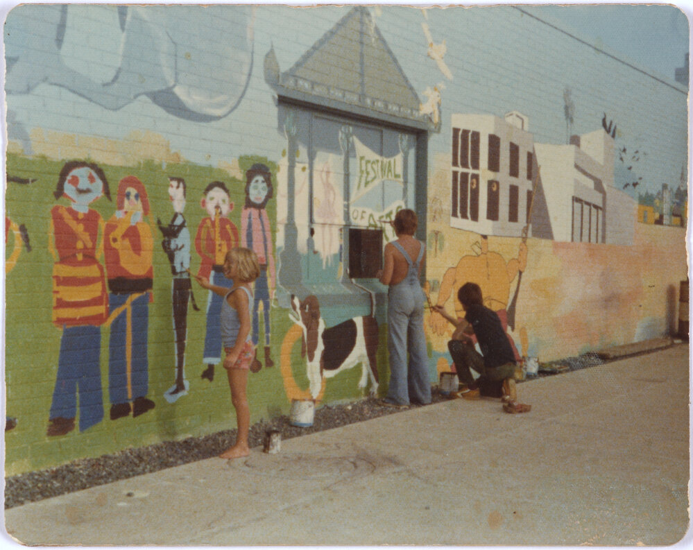 Simonn Hawke, David Humphries and Gary Shead Painting the Mural on Gas Works brick wall