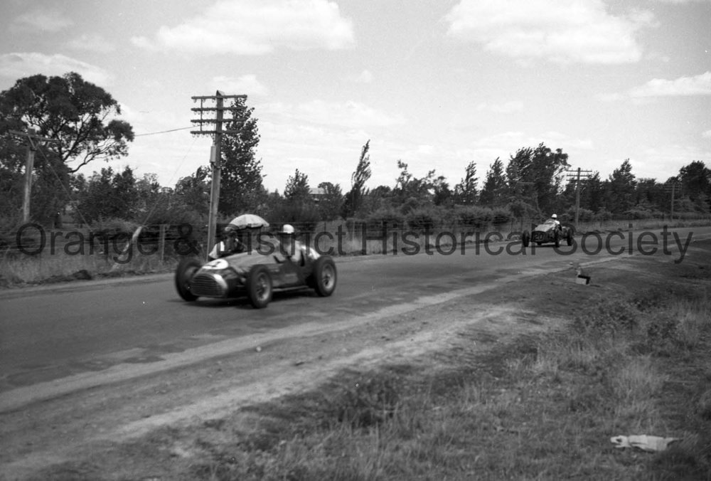 Start of Gnoo Blas car races