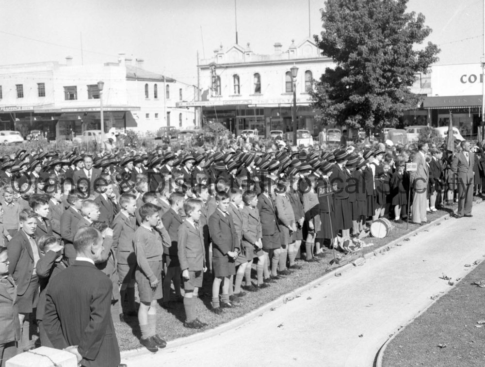 Secondary schools Anzac Day service