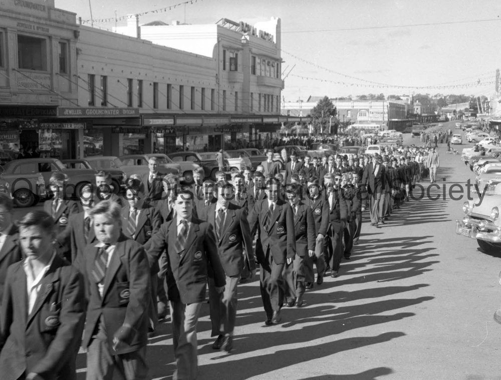Secondary schools Anzac Day service