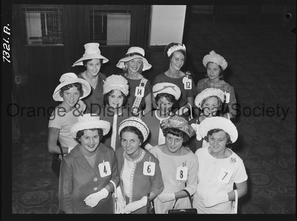 Miss Easter Showgirl entrants