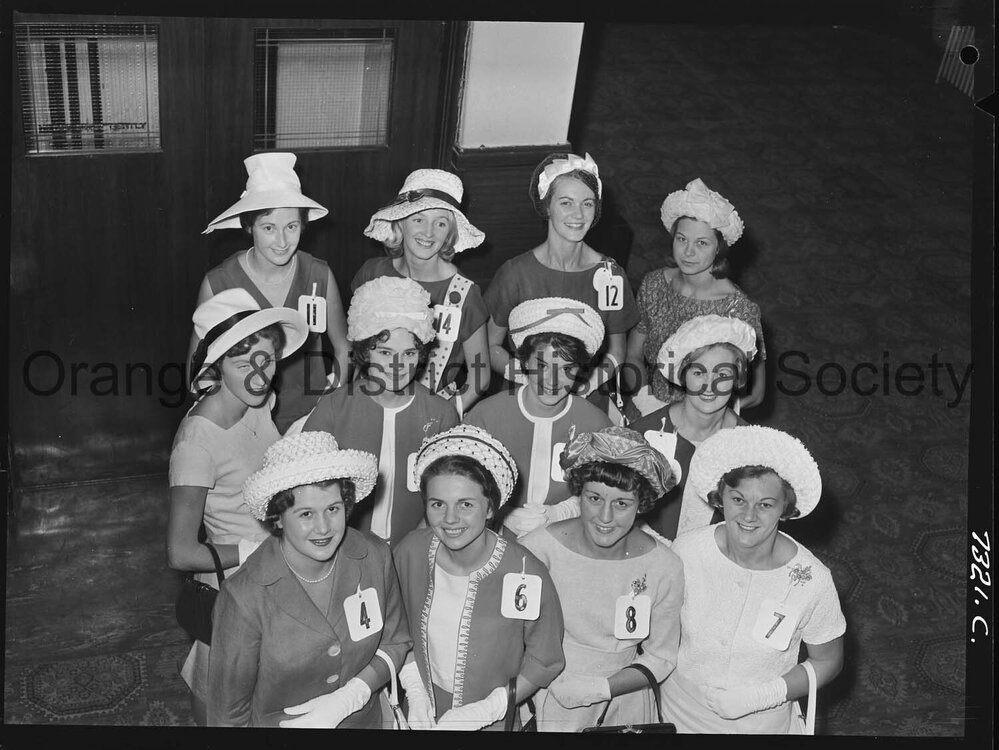 Miss Easter Showgirl entrants
