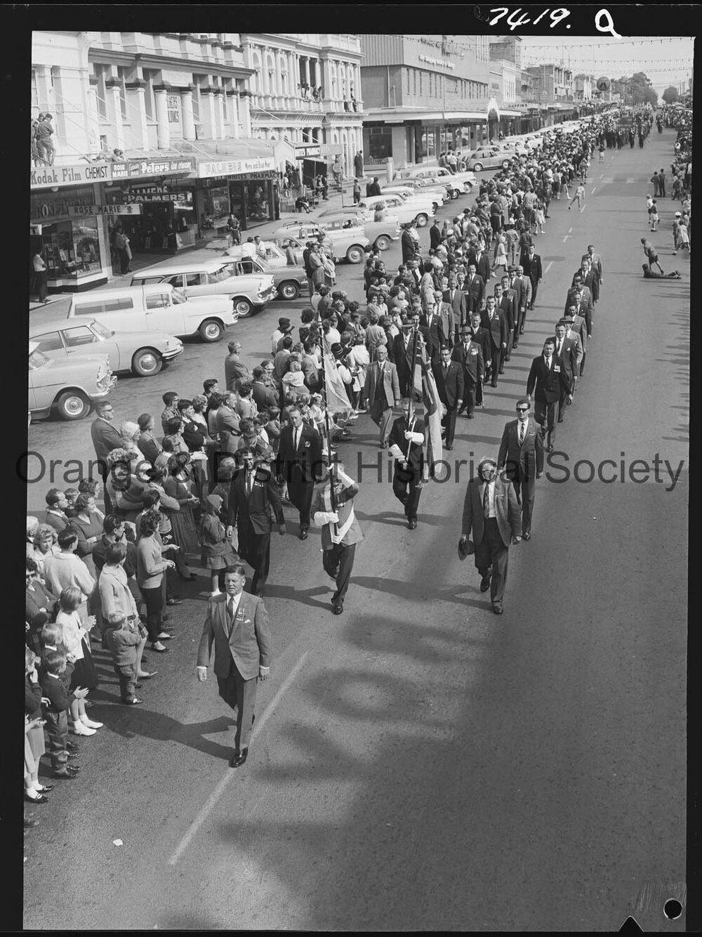 Anzac March and Service in Robertson Park