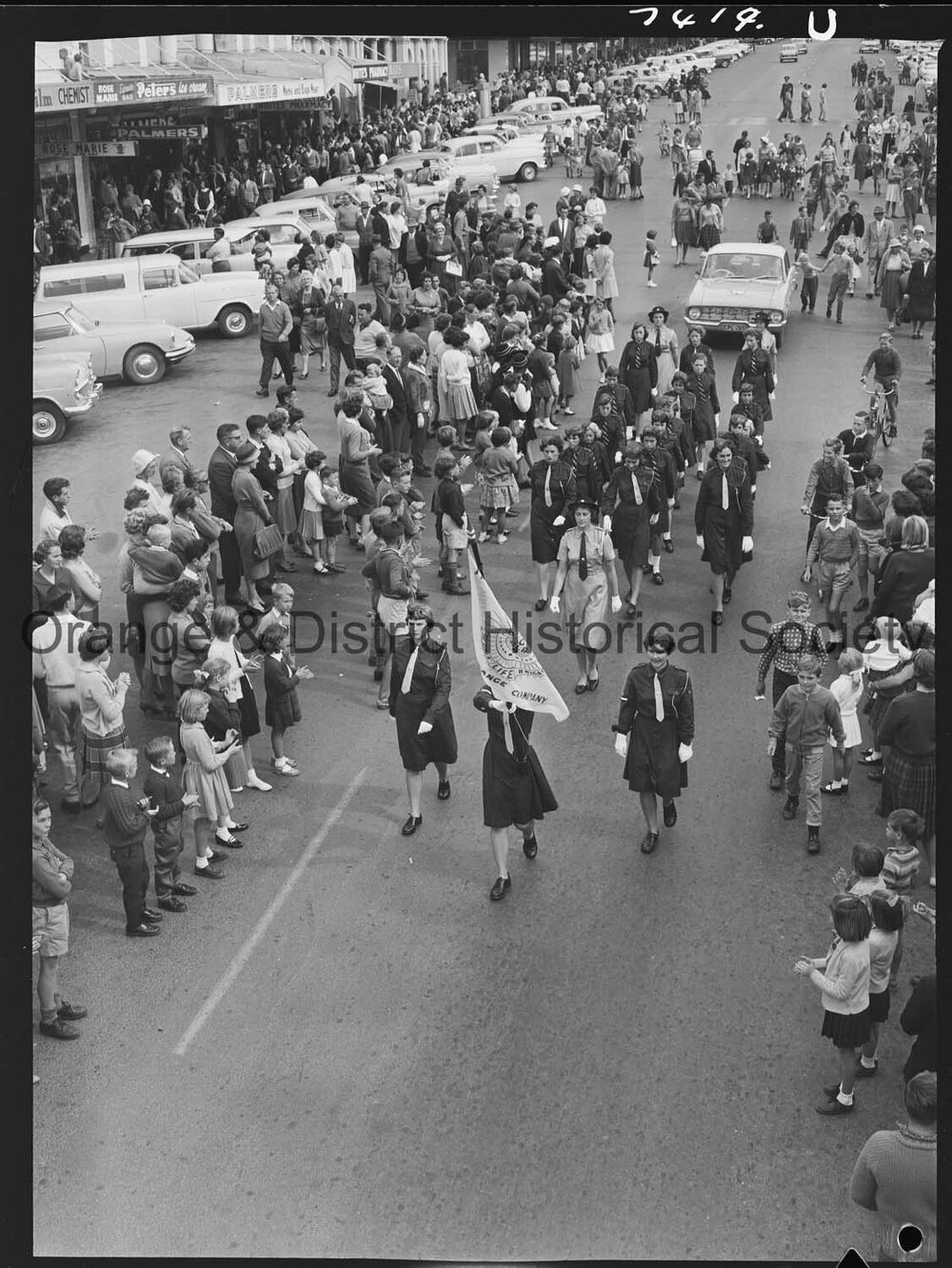 Anzac March and Service in Robertson Park