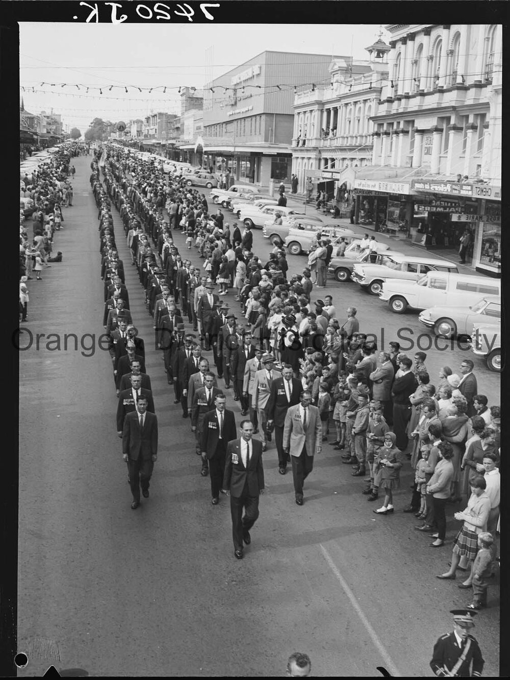 Anzac March and Service in Robertson Park