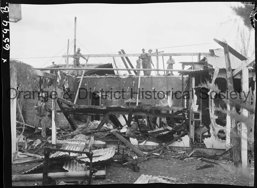 Fire destroys Willow Wood homestead