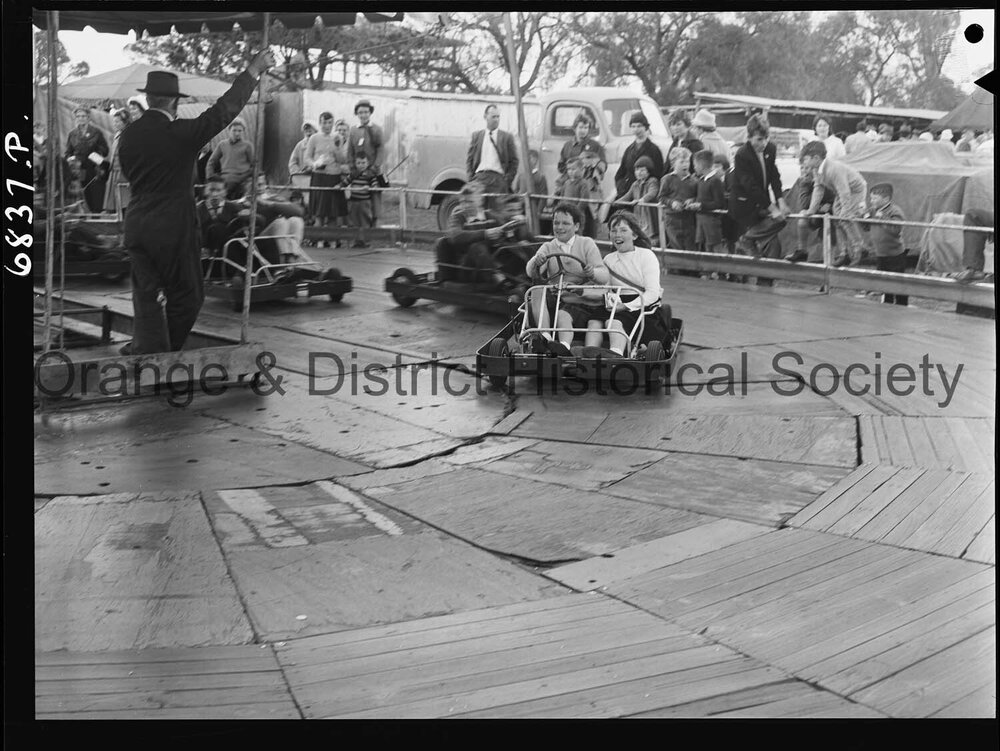 Molong Show