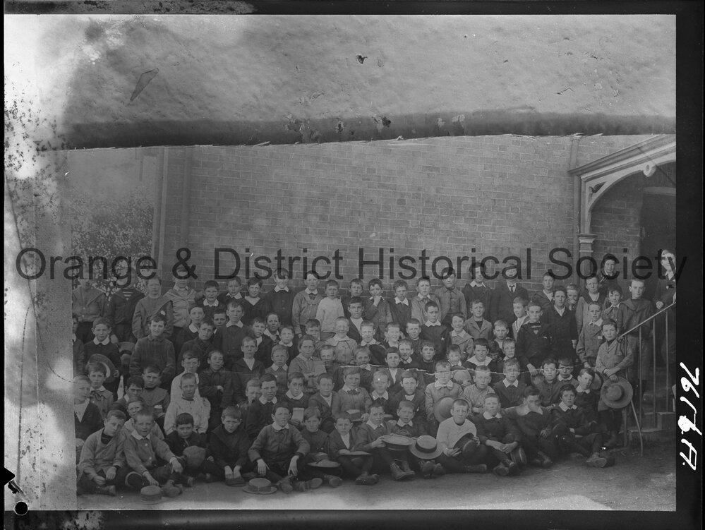 Rural School pupils 1902