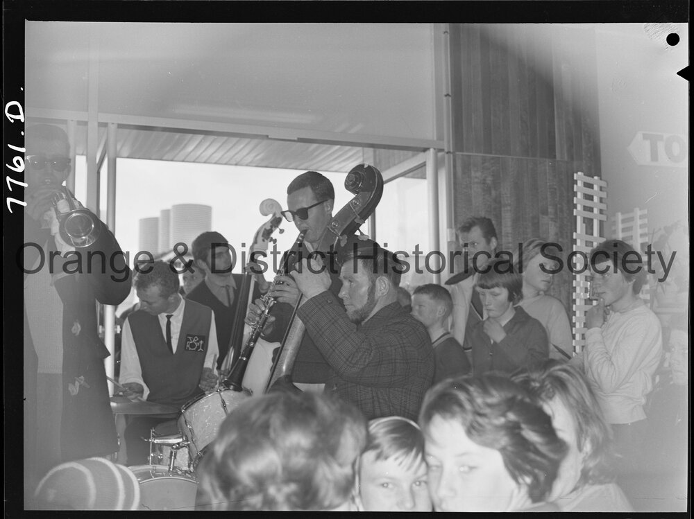 Graeme Bell's jazz band at Woolworths