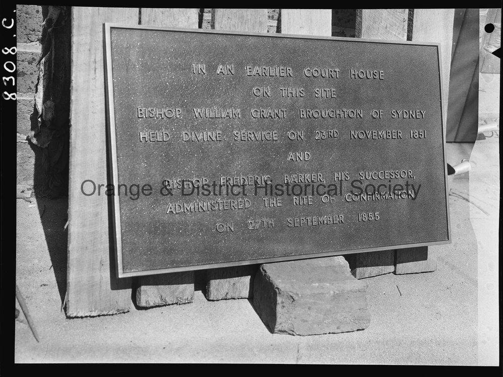 Orange Court House plaque