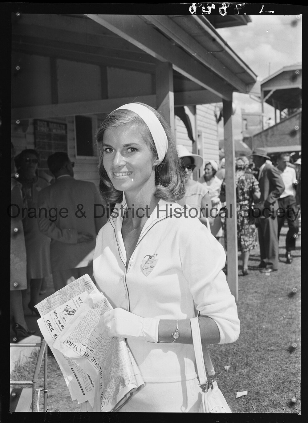 Orange Cup fashions