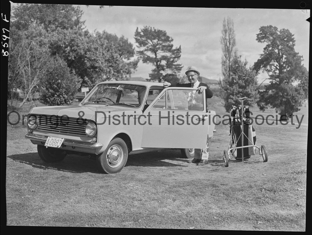 E C Cameron &amp; Sons Vauxhall Viva