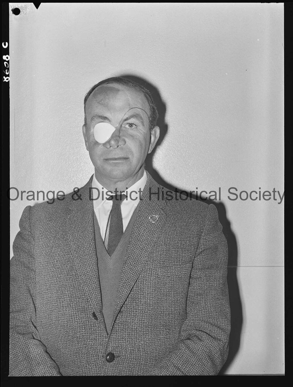 Passport photo Hugh Jackson