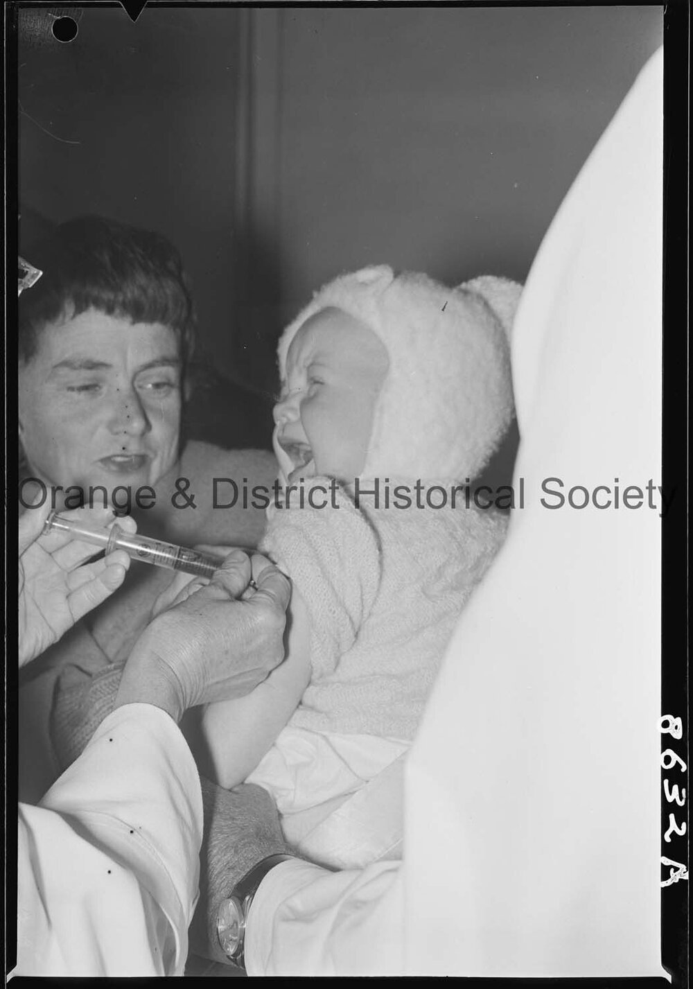 Anti-polio injections
