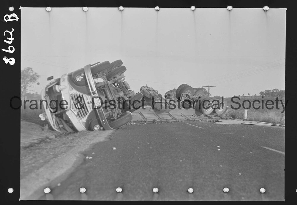 Accident on Mitchell Highway