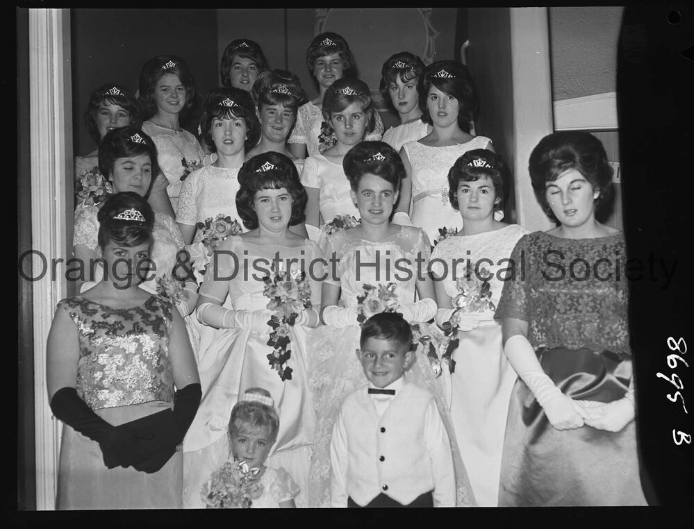 Catholic Ball debutantes