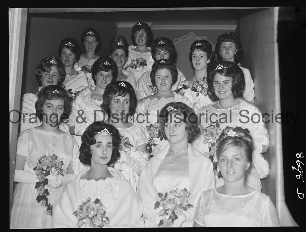 Catholic Ball debutantes