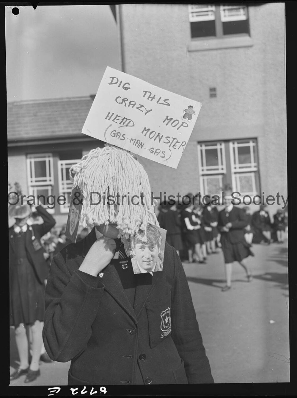Santa Maria hat parade