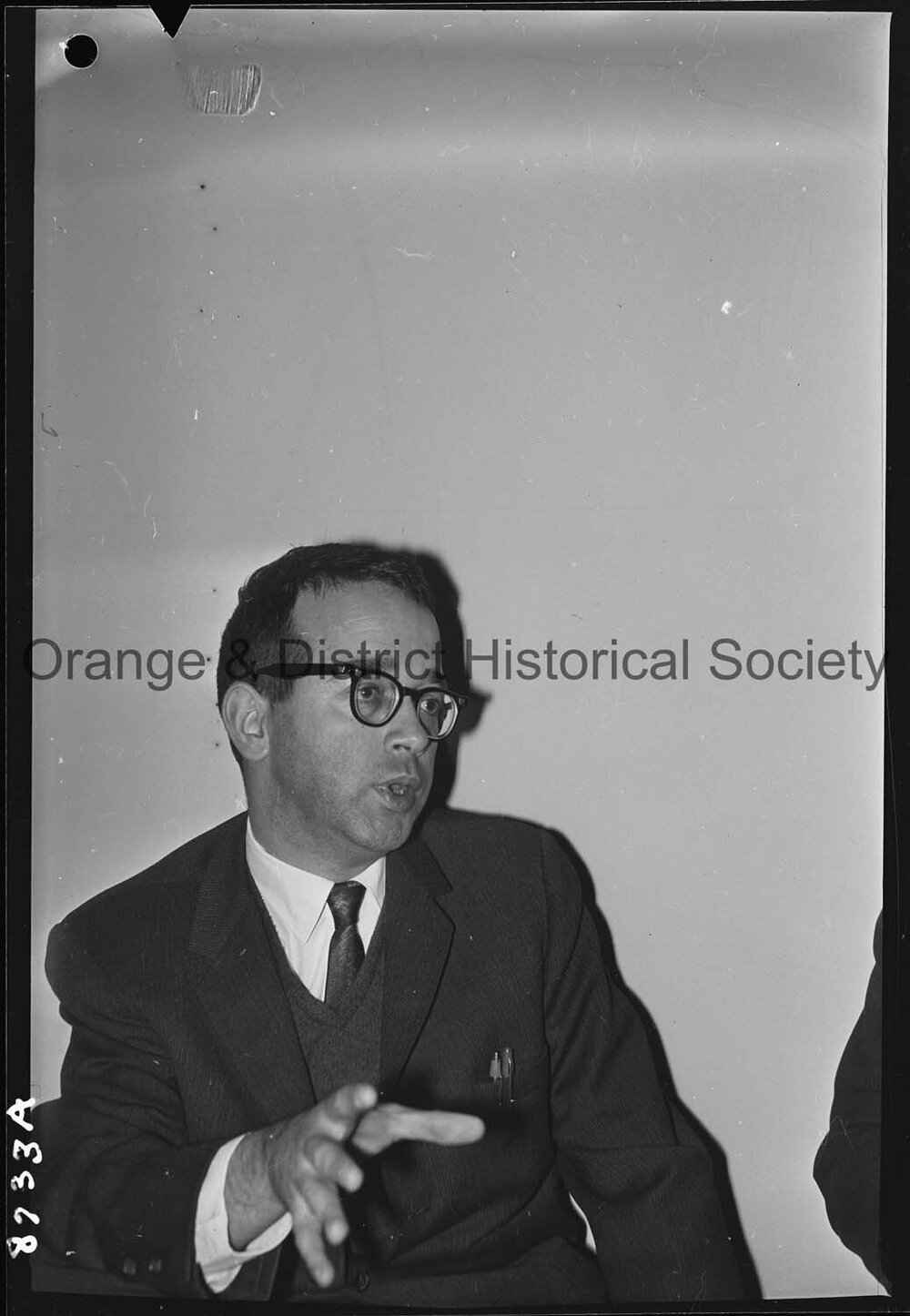 Mr E Levine