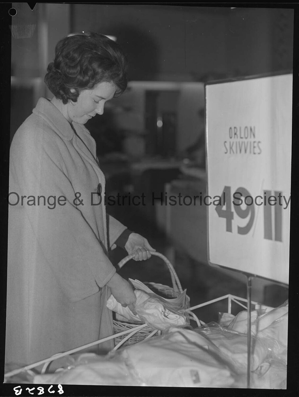 Shoplifting demonstration at Western Stores
