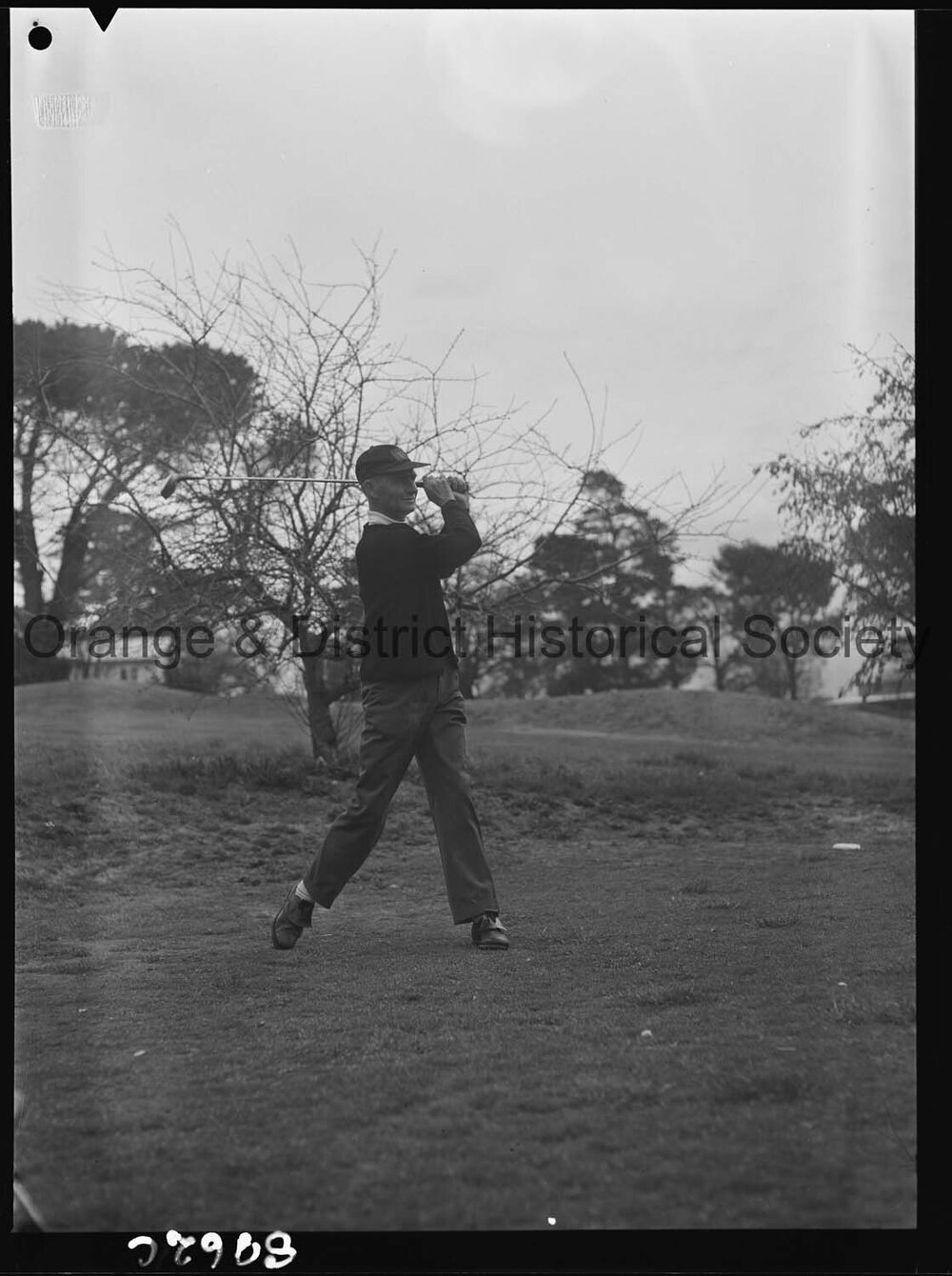 Visiting golfers play Orange Club