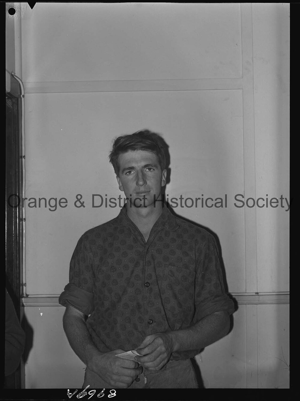 Passport photo Bob Irvine