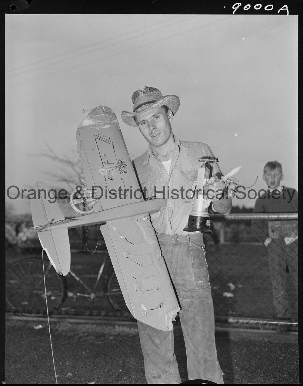Model plane flying contest winner