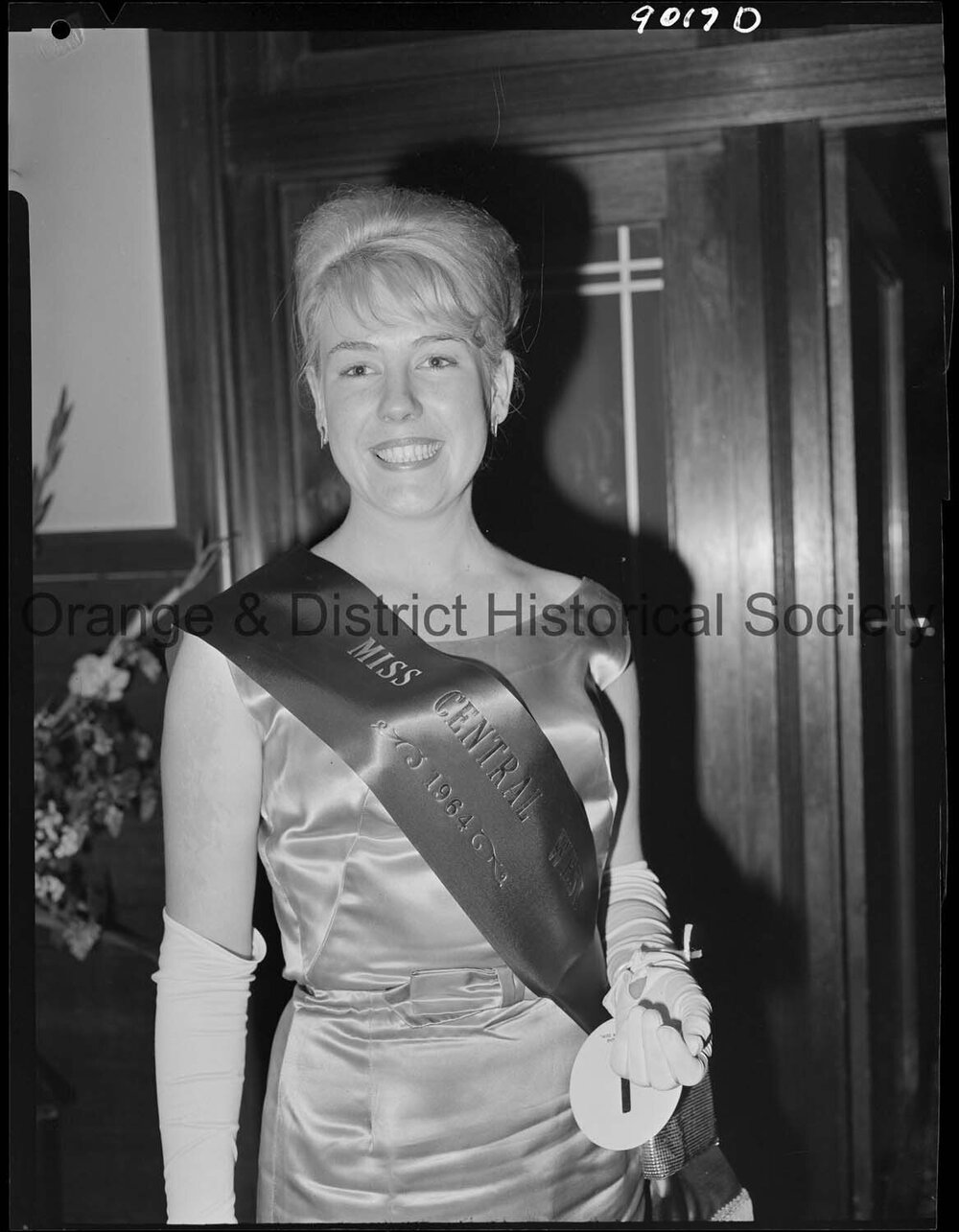 Robyn Edwards, Miss Central West