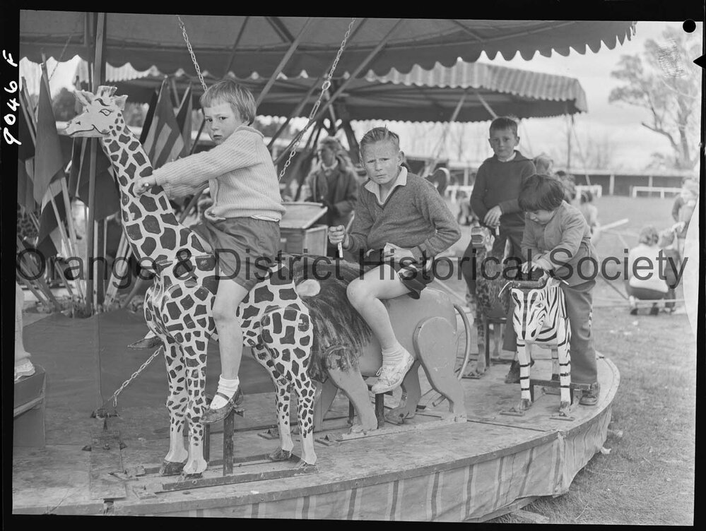 Railway picnic at Orange racecourse