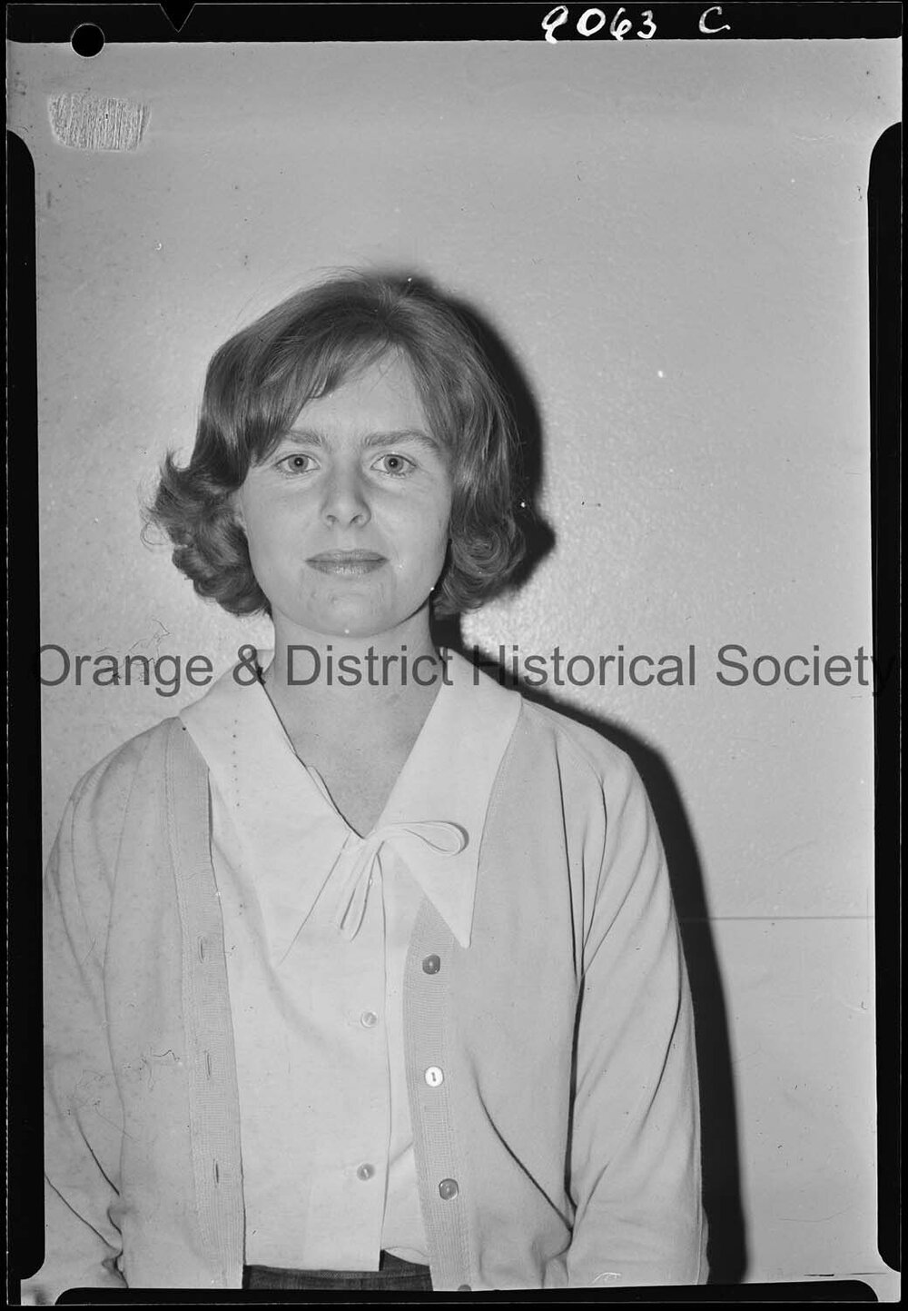 Passport photo Vicki Hunter
