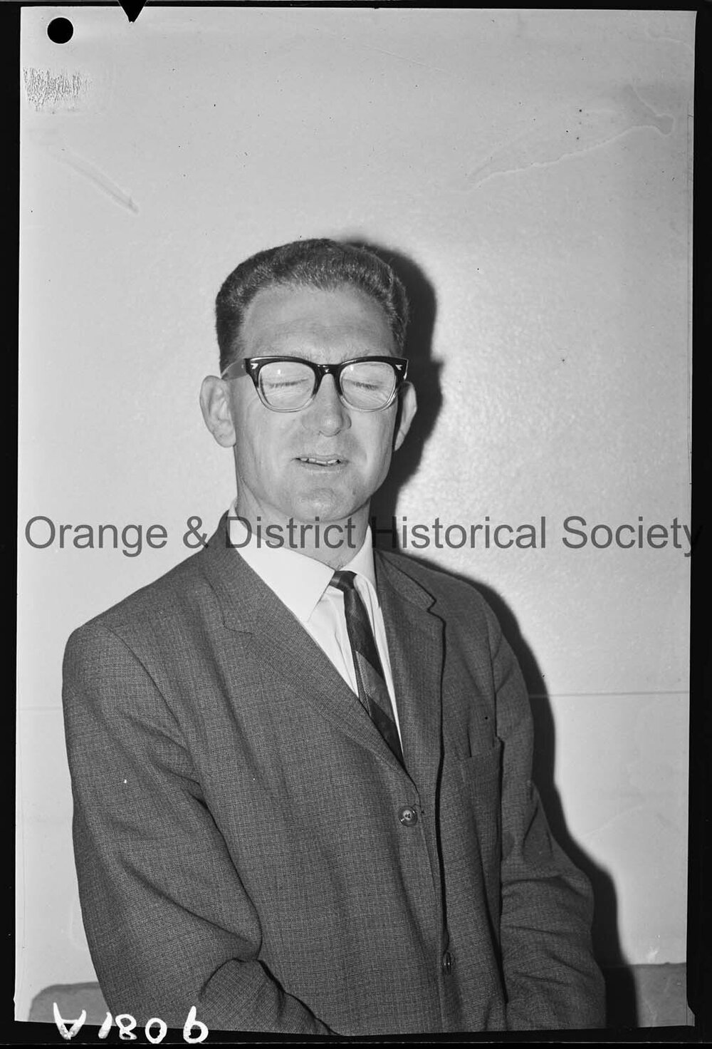 Mr R MacKinney