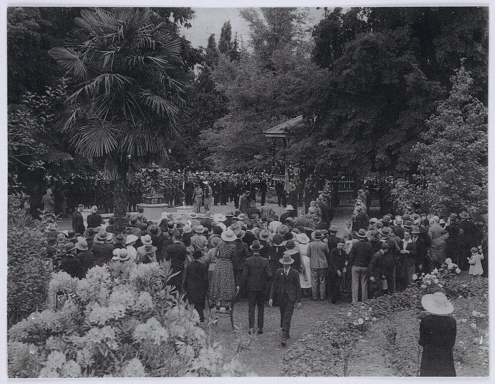 Civic Reception for HRH the Duke of Gloucester, Cook Park, Orange, NSW