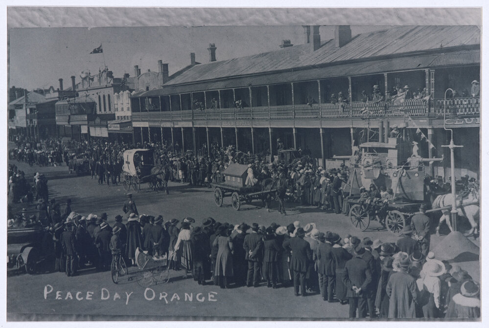 Peace Day, Orange