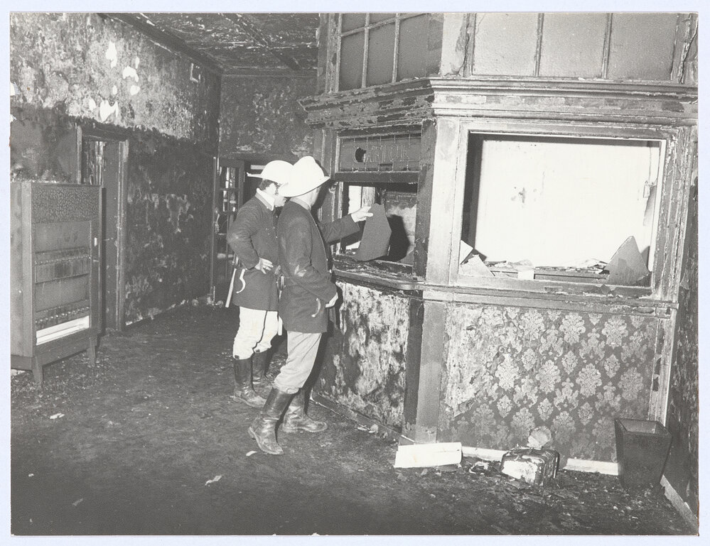 Royal Hotel, Orange following a fire