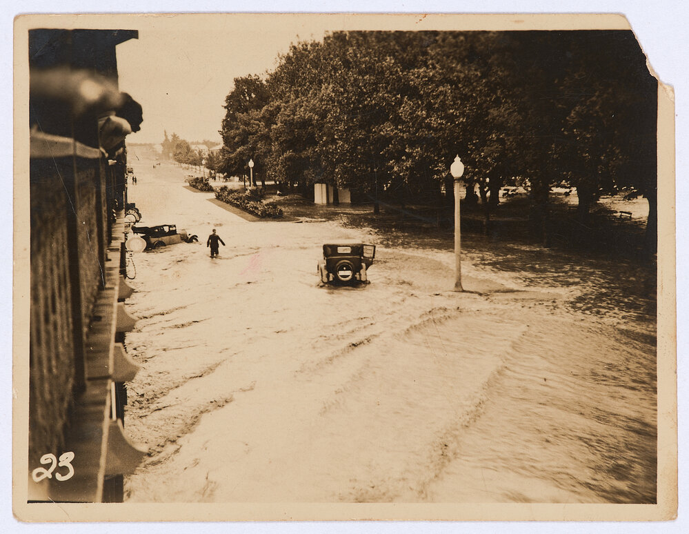 Summer Street, Orange in flood