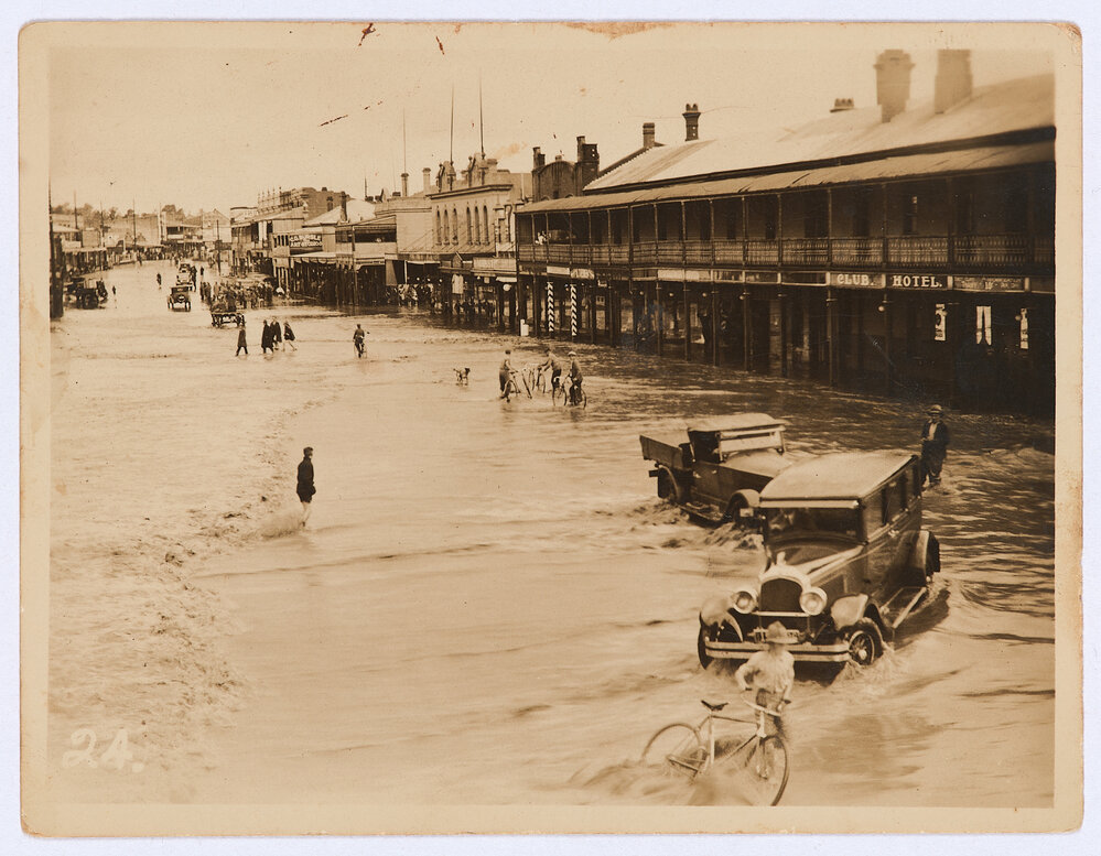 Summer Street, Orange in flood