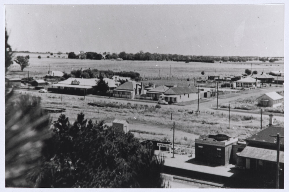 Spring Hill railway station