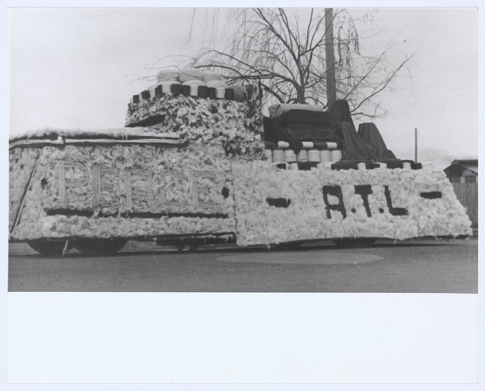 Amalgamated Textiles Ltd's VP Day Parade float