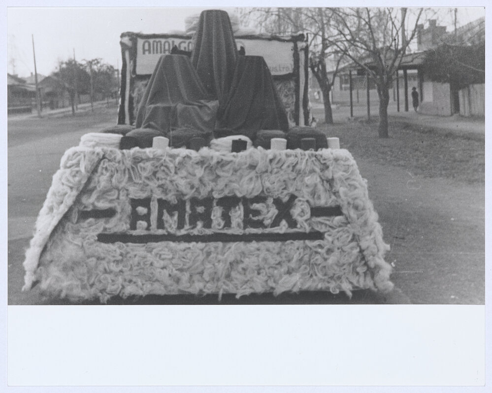 Amalgamated Textiles Ltd's VP Day Parade float