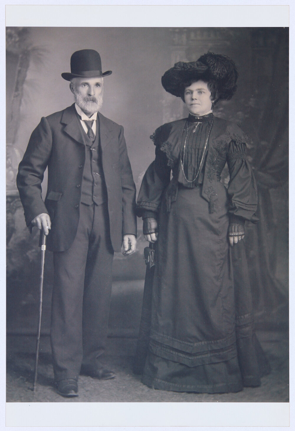 Henry Thomas and his wife Mary Clarke (Isenhood) Thomas