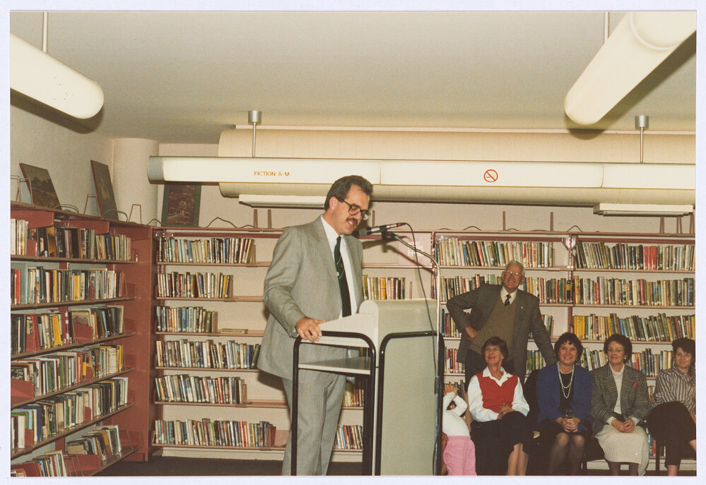 Orange and District Illustrated 1928 book launch, Orange City Library, 18 August 1989