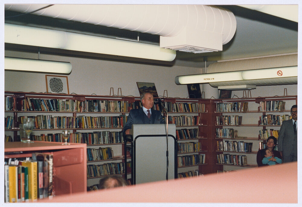 Orange and District Illustrated 1928 book launch, Orange City Library, 18 August 1989