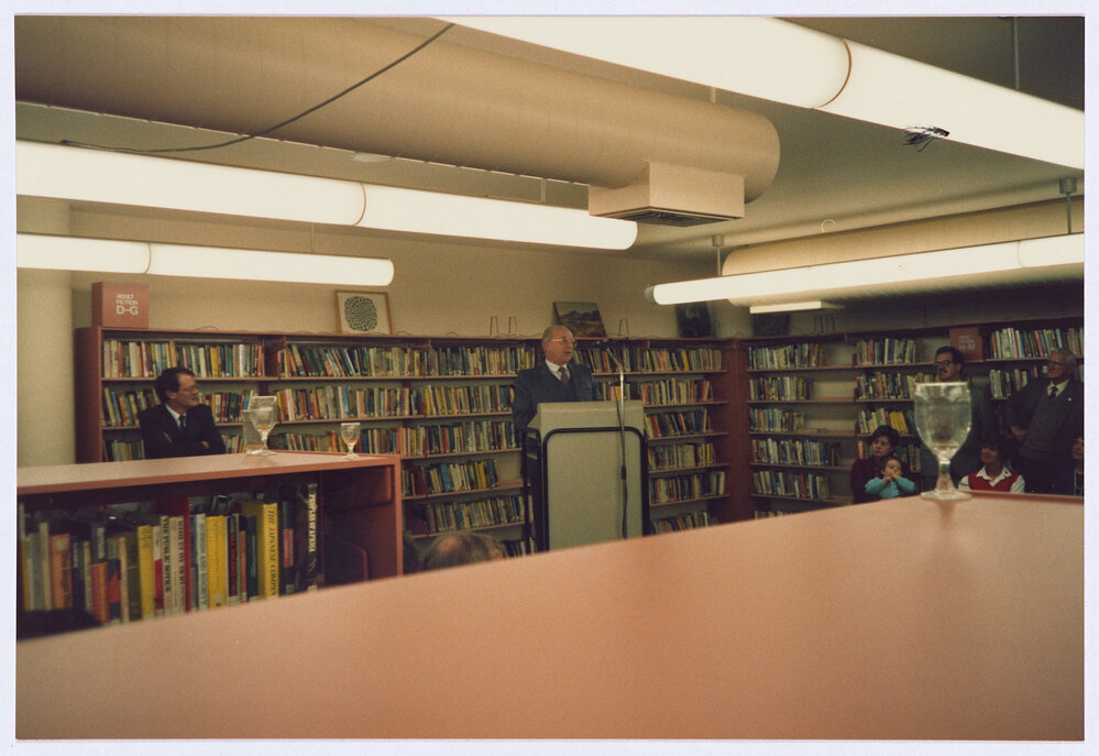 Orange and District Illustrated 1928 book launch, Orange City Library, 18 August 1989
