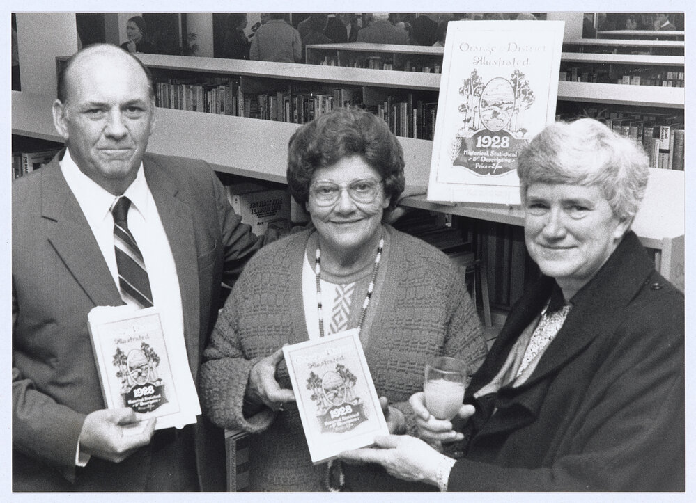 Orange and District Illustrated 1928 book launch, Orange City Library, 18 August 1989