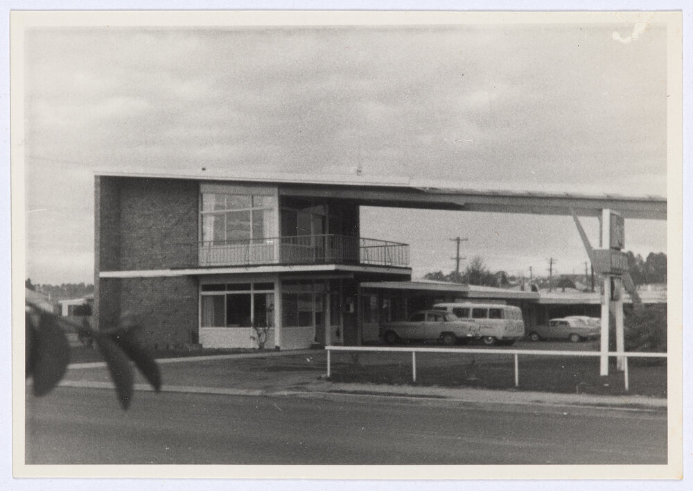 Koala Motel, Orange