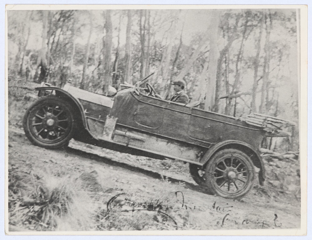The first car to ascend Mount Canobolas