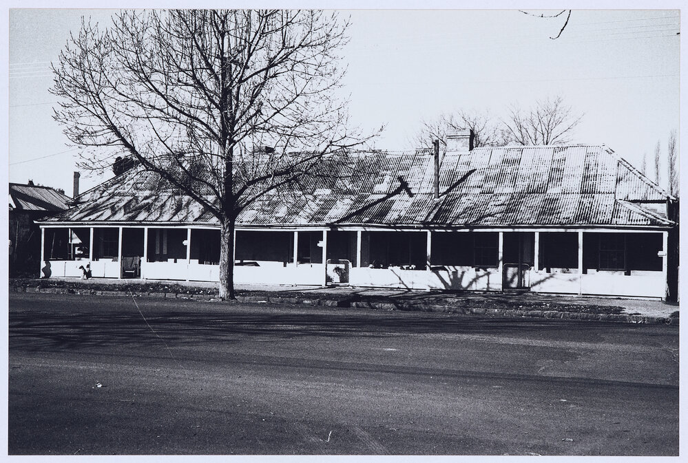 Residence, Orange