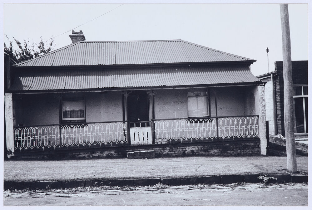 Residence, 125 Byng Street, Orange