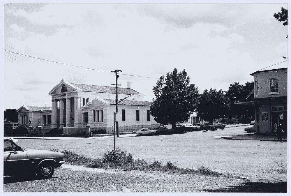 Court House, Orange